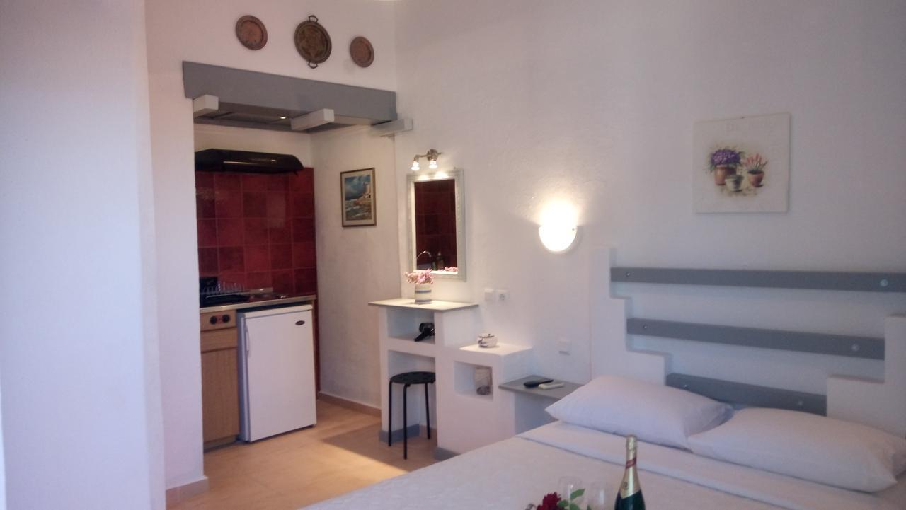 Skyros Koxilas Studios Ngoại thất bức ảnh
